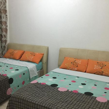 Cameron Supersave Apartment @ Crown Imperial Court 브린창 외부 사진