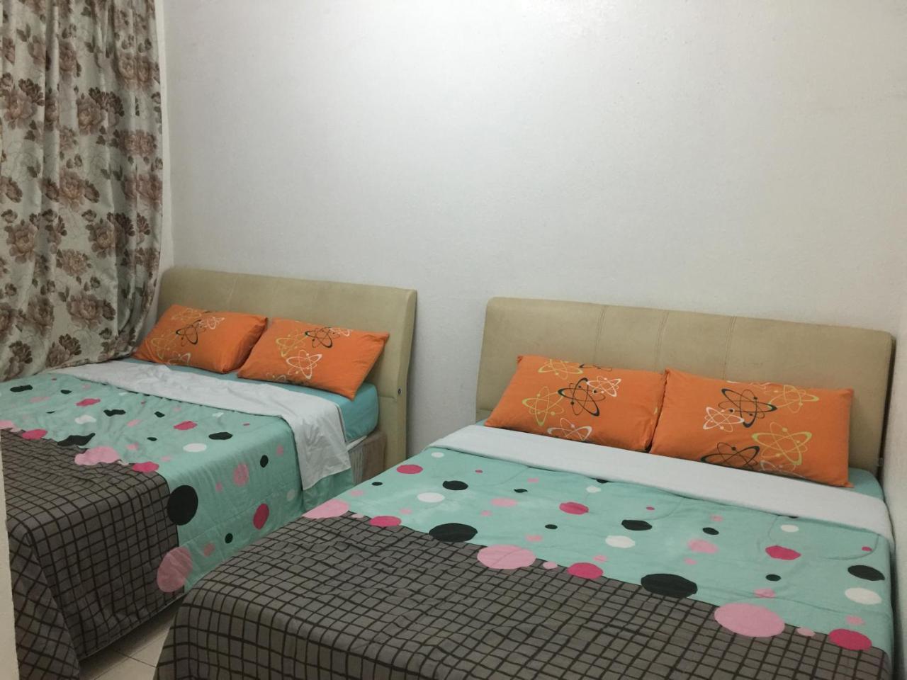 Cameron Supersave Apartment @ Crown Imperial Court 브린창 외부 사진