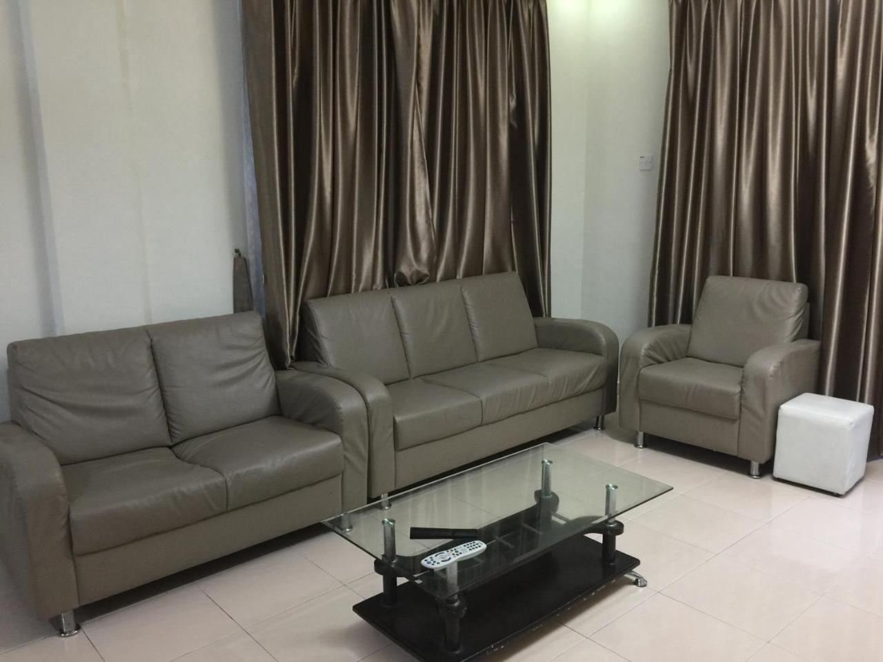Cameron Supersave Apartment @ Crown Imperial Court 브린창 외부 사진